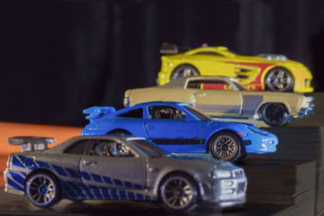 blue-and-yellow-car-scale-model.jpg blue and yellow car scale model