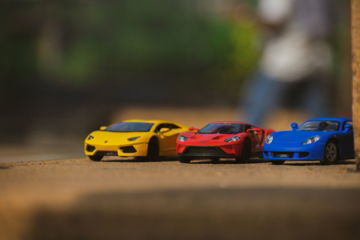 blue-and-orange-lamborghini-aventador-scale-model.jpg blue and orange lamborghini aventador scale model